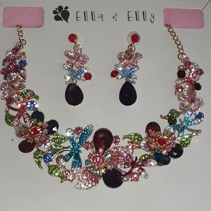 Ella & Elly Beautiful Rhinestone Necklace & Earing